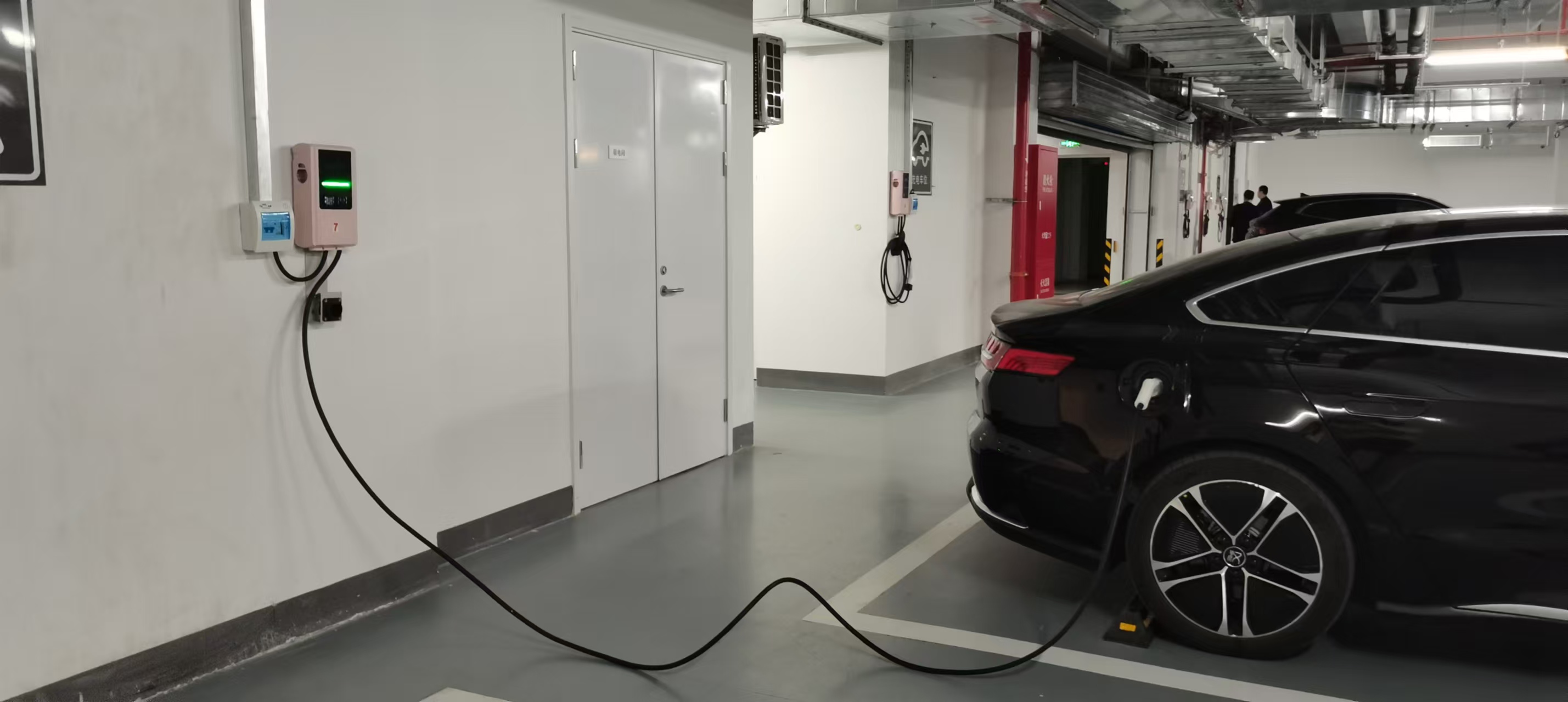 汽车充电桩